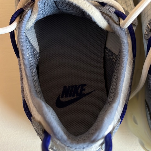 NEW Nike React Live Light Smoke Grey Hyper Royal Tennis Shoes Size 6.5 - Picture 12 of 12